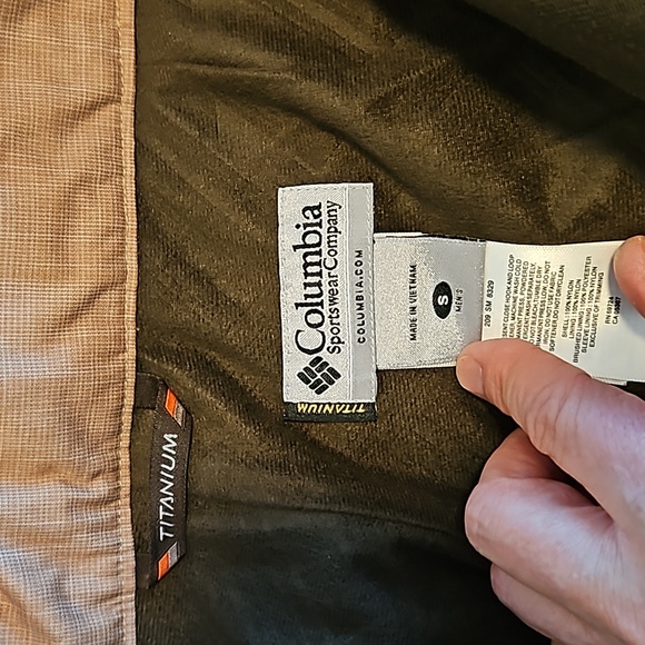 Men's ski pants from Columbia. - Picture 9 of 10